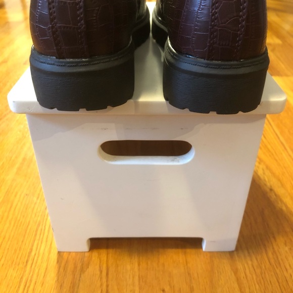 SO Women’s Combat Boots- Size 8-Burgundy Croco - Picture 10 of 13